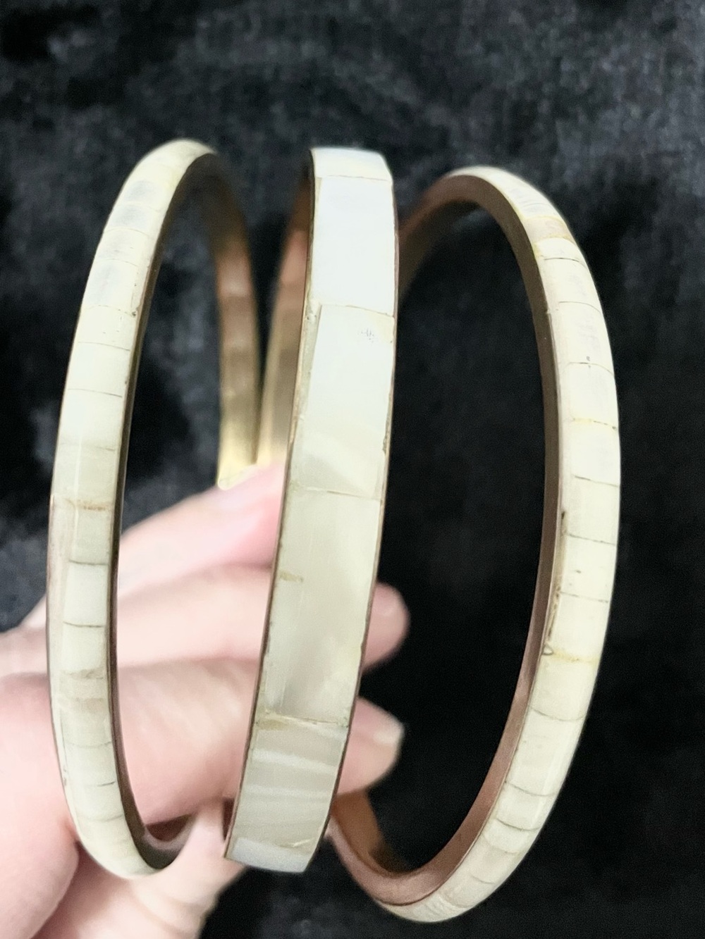 Cream and Brass Vintage Bangle Bracelet Set - Women Accessories - Picture 1 of 5